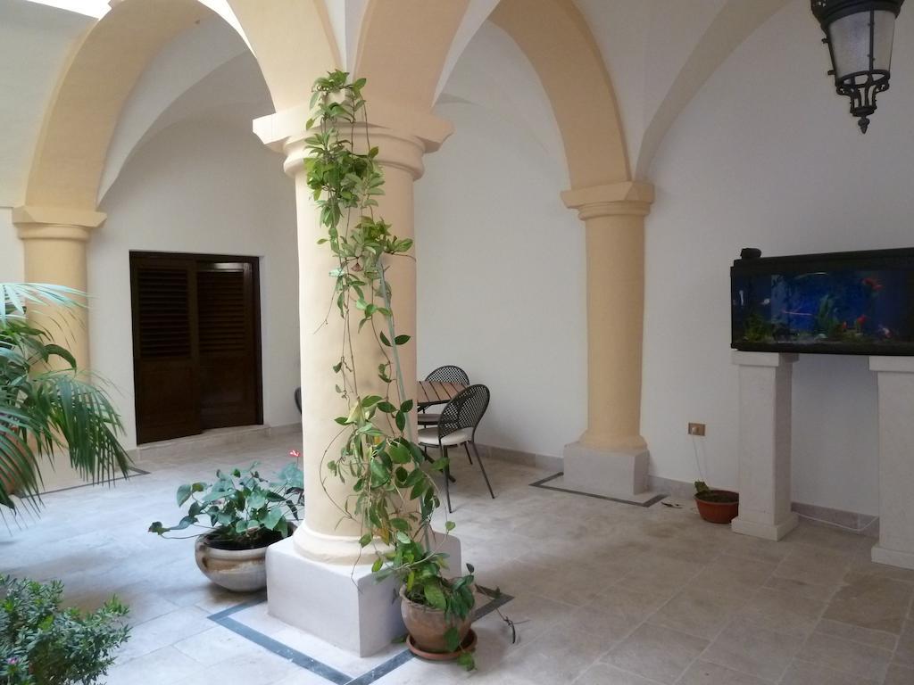 Palazzo Franza Musaro Ugento Exteriör bild